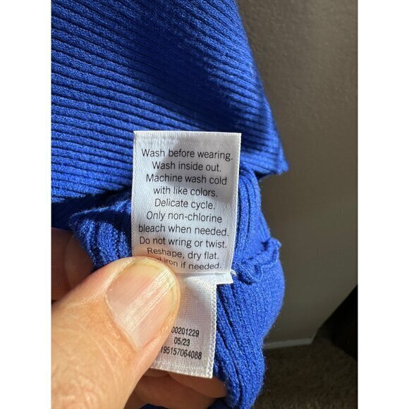 Nine West Plus Women's Blue Sweater size 0X plus size long sleeve Polyester‎ - Picture 5 of 7